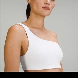 Lululemon ribbed nulu asymmetrical yoga bra, Size 10